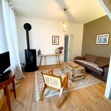 Chaleureuse Maison Avec Grande Terrasse Au Calme *